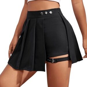 NWOT Black mini skirt
